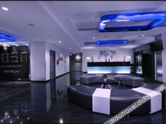 Hotel Neo+ Kebayoran Джакарта Экстерьер фото